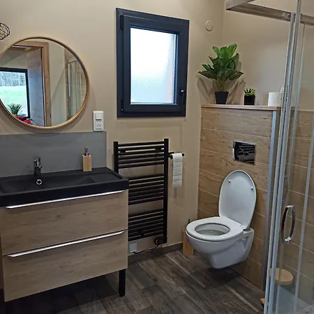 בקתה Le Nid Douillet Avec Jacuzzi Et Sauna Privatifs *